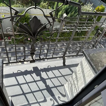 Marblehouse Apartment *